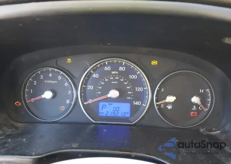 2010 Hyundai Santa Fe Gls z USA, uszkodzony, nr VIN 5NMSG3AB0AH387379